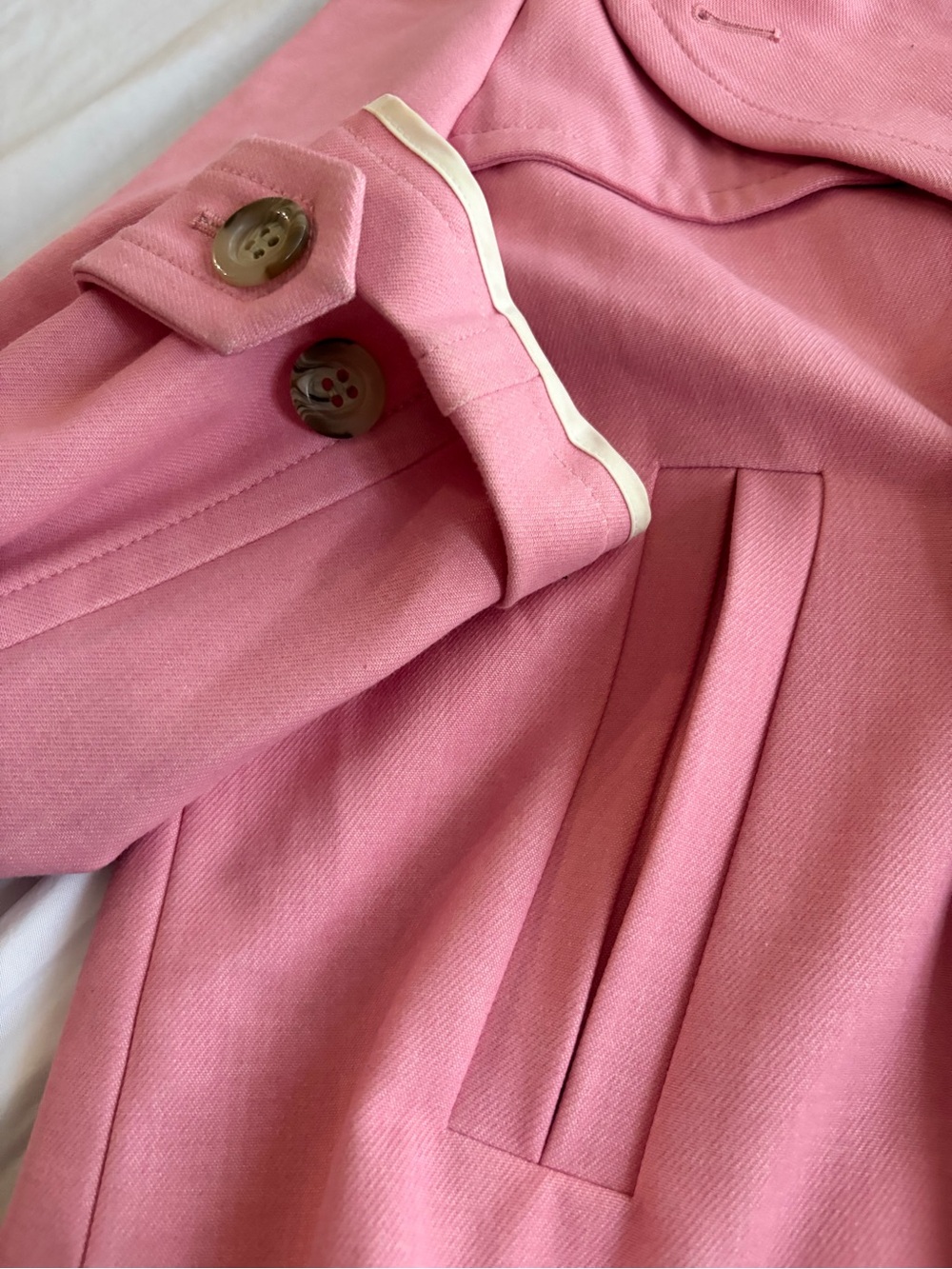 Ann Taylor Pink Cropped Double-Breasted Blazer Size 6 - Picture 5 of 10